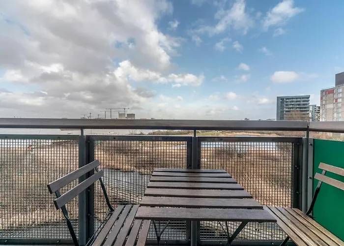 Pass The Keys Riverside Amazing Flat In London Close To The O2